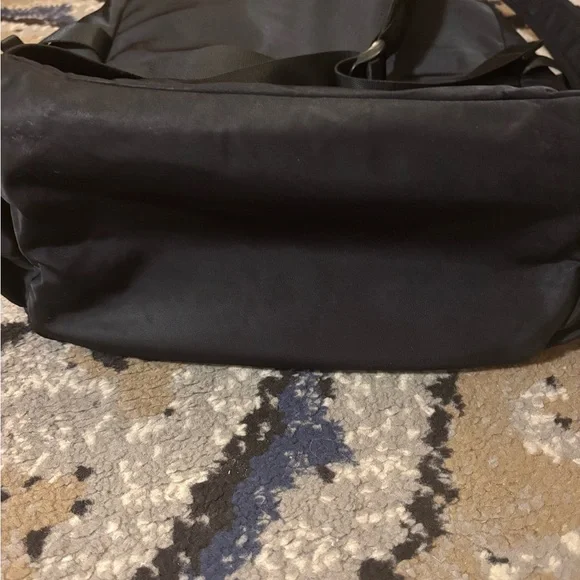 Lululemon New Crew Backpack 22L - Picture 7 of 10